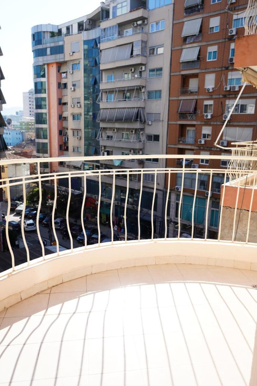 Appartamento New Bazaar Bliss Tirana Esterno foto
